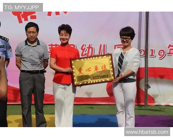 足球明星如何关爱小球迷传递温暖与梦想的力量